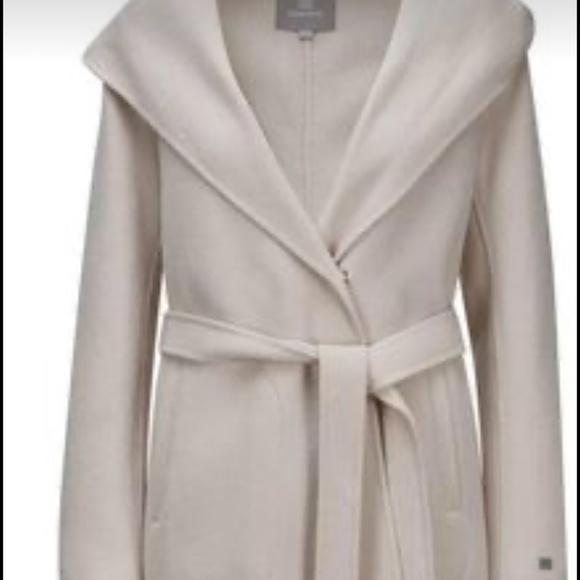 Soia & Kyo Jackets & Blazers - Soia & Kyo Claudelle trench coat